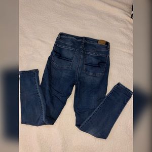 American Eagle, size 6, super high-rise jegging